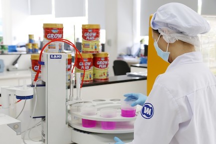 Sữa[-]nước[-]và[-]sữa[-]bột[-]Vinamilk[-]tiếp[-]tục[-]dẫn[-]đầu[-]thị[-]trường[-]